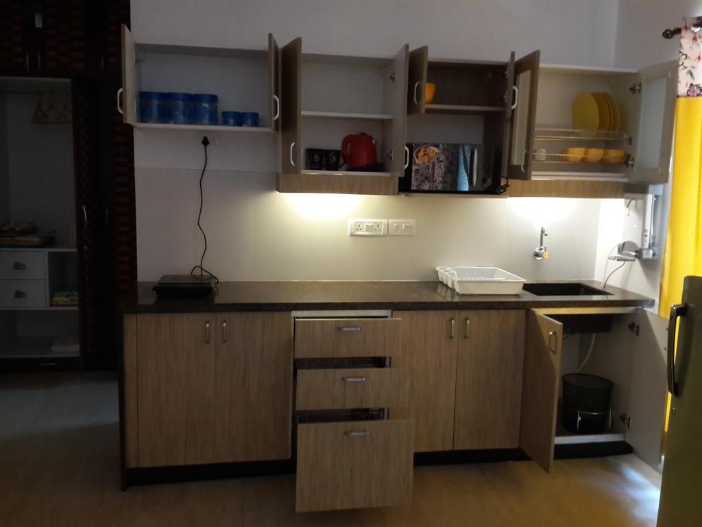 Studio And One Bedroom Apartment In Riviera Sapphire, Siolim Exterior foto
